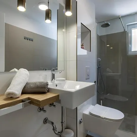 Residence Viskovic Tučepi Esterno foto