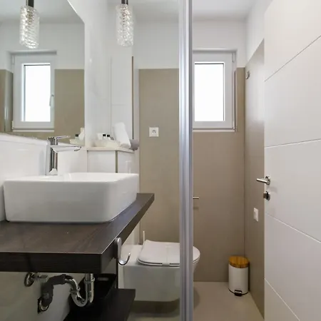 Residence Viskovic Tučepi Esterno foto