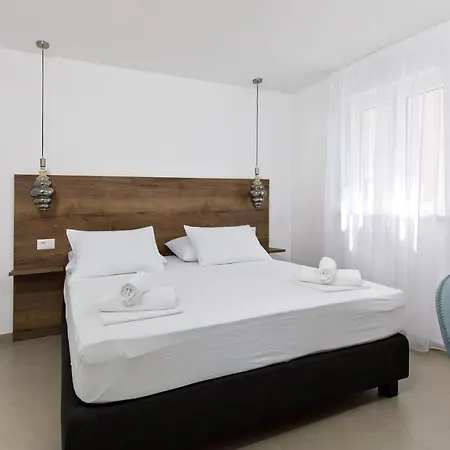 Residence Viskovic Tučepi Esterno foto